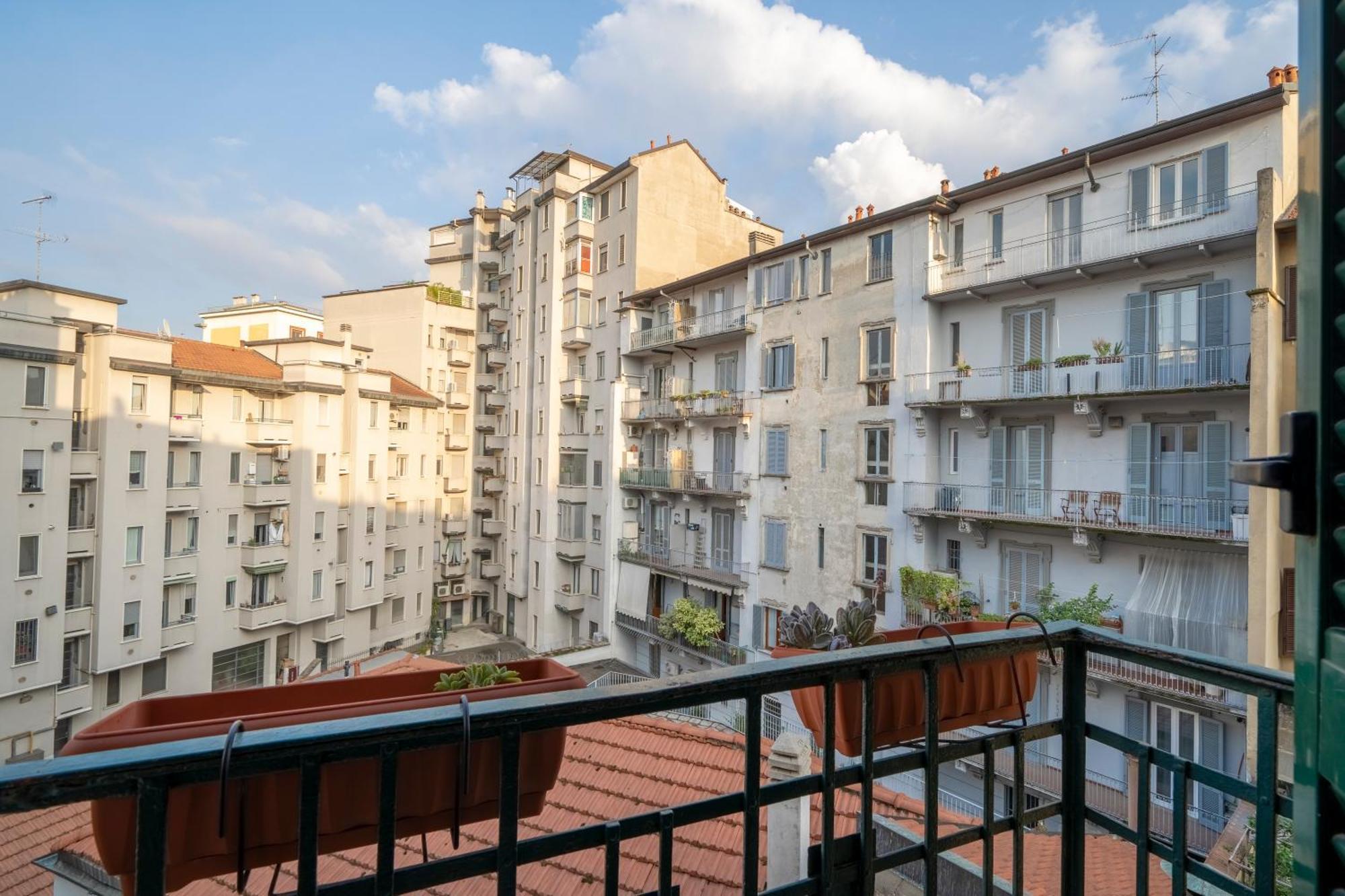 Easylife - Classic And Comfy Porta Romana Flat Milano Dış mekan fotoğraf